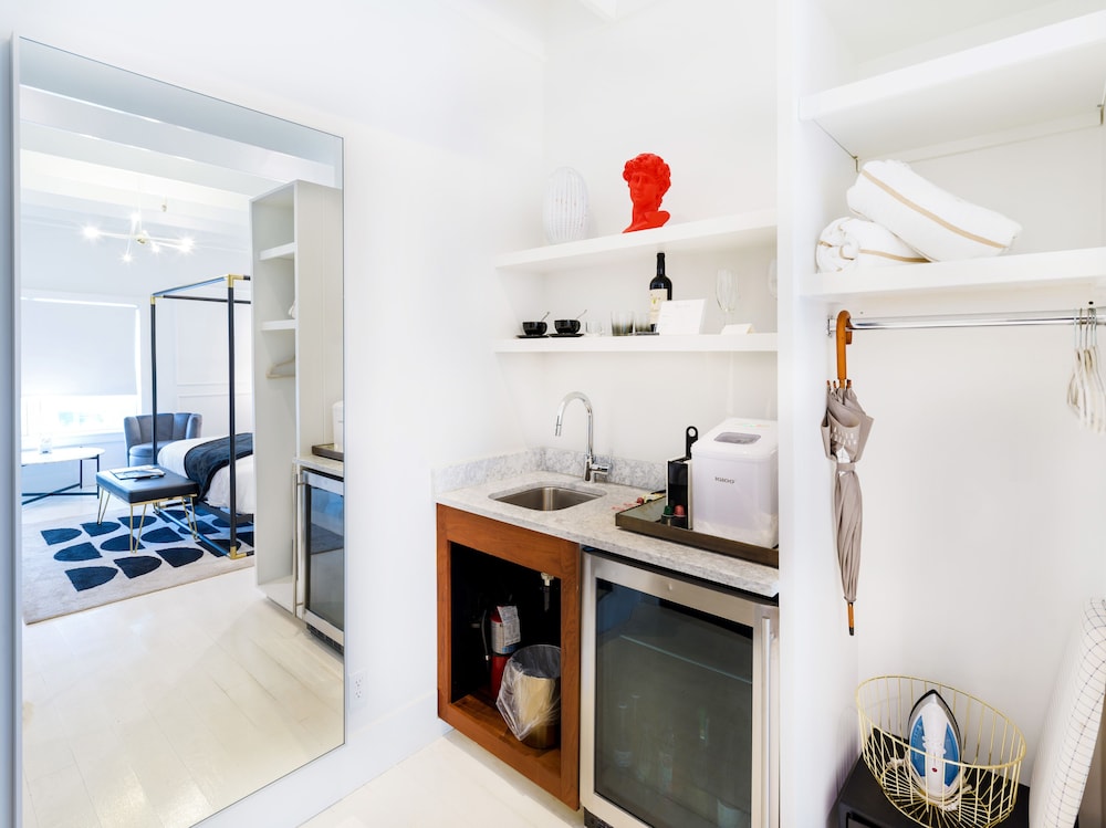 American Beech Hotel - photo 12