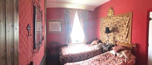 Caspians Boutique Guesthouse