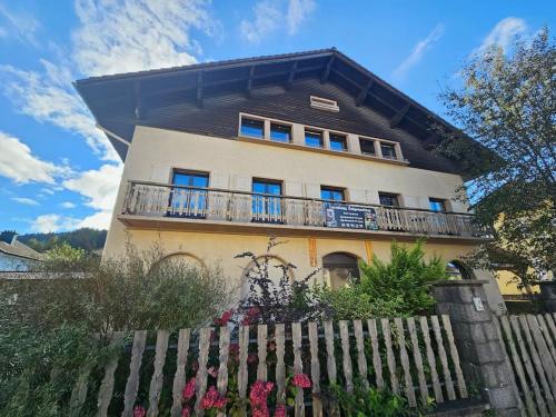 Le Tout En Double in Gerardmer, France