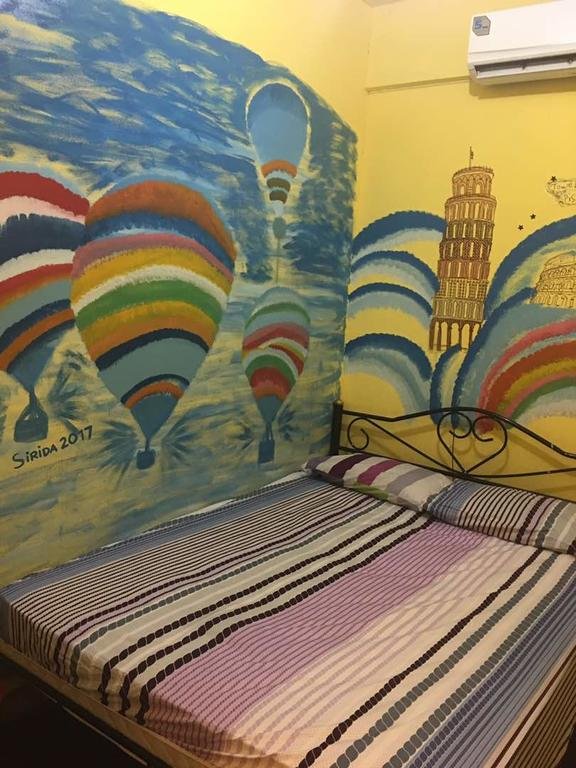 Mad COW Hostel Silom