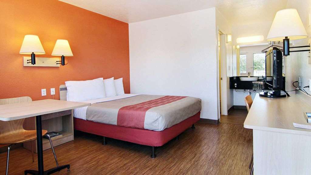 Motel 6 San Angelo TX - photo 13