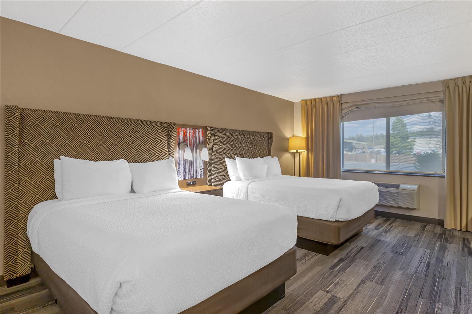 Best Western Plus McCall Lodge & Suites - photo 43