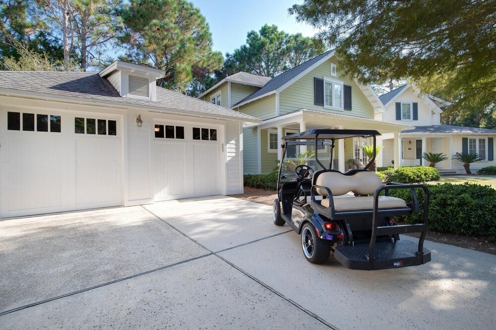 1313 Laurel Grove in Destin, United States