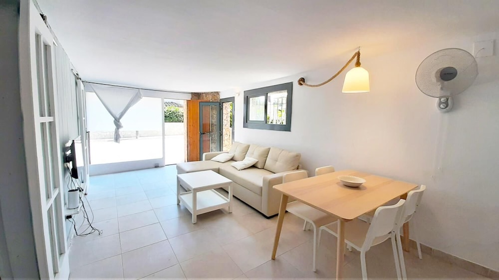 Gregal in Llafranc With 2 Bedrooms and 1 Bathrooms in Palafrugell, Spain