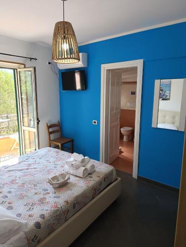 Case vacanze Azzurra — 4-Star Luxury Hotel in Marina Di Camerota, Italy