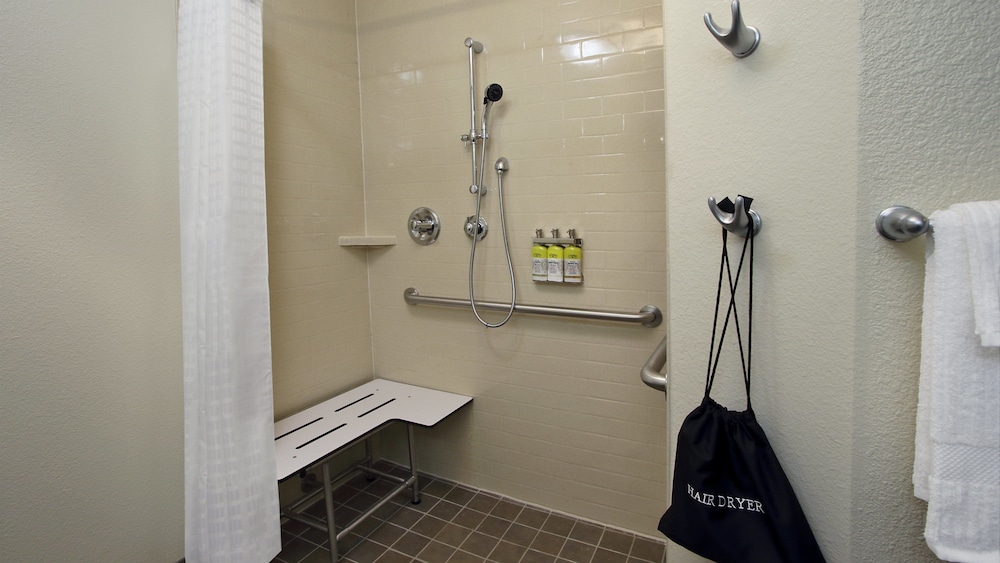 Candlewood Suites Dallas Frisco NW Toyota Ctr - photo 23