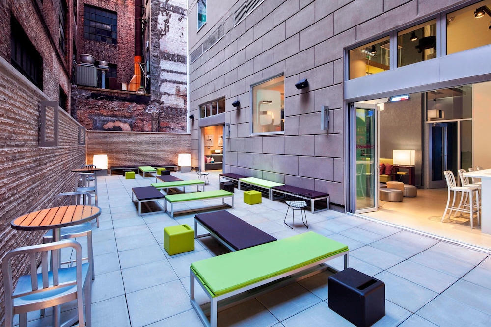 Aloft Manhattan Downtown Financial District - photo 27