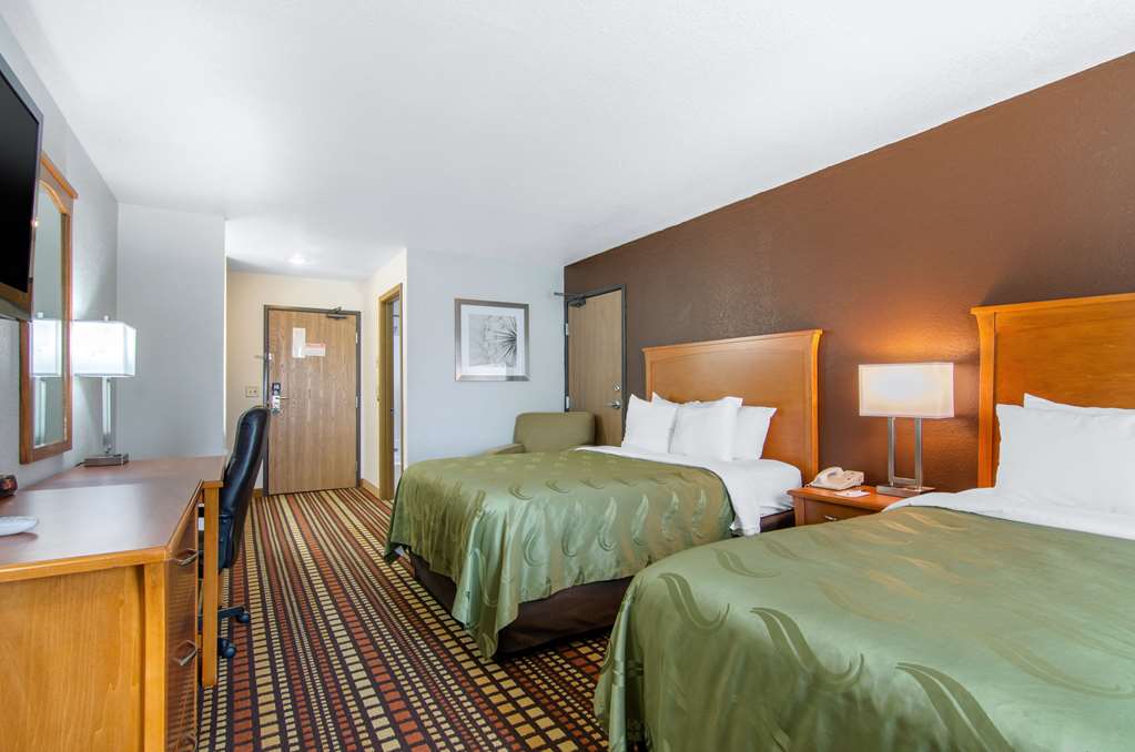 Quality Inn Kearney Liberty - photo 14