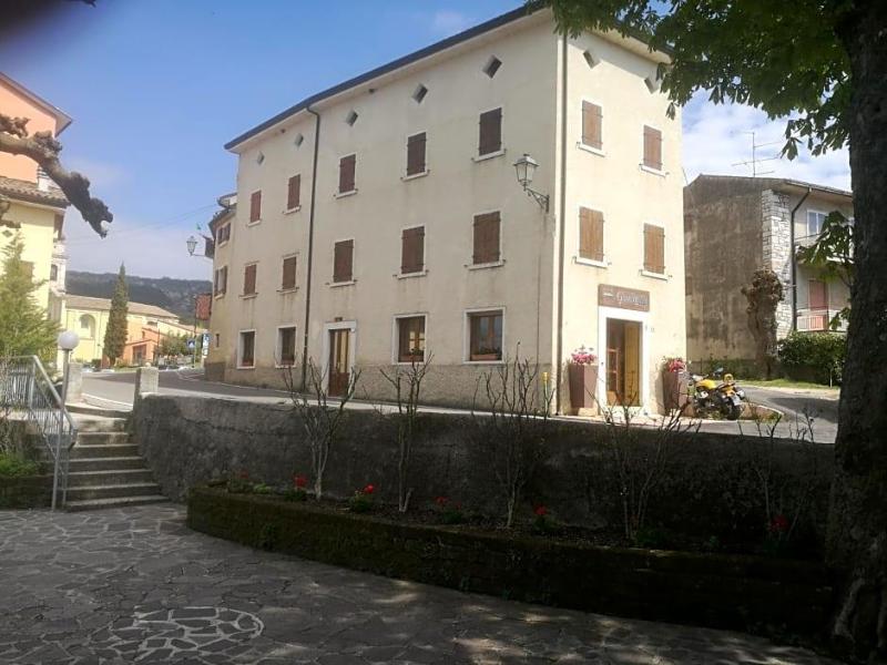 Hotel Giardinetto — hotel in San Zeno Di Montagna