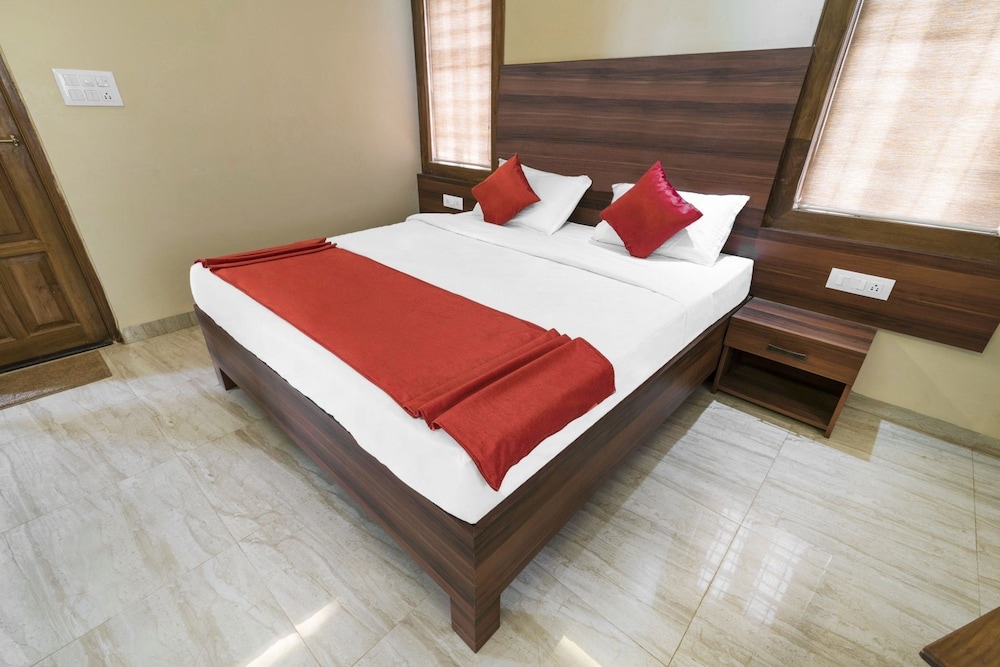 GuestHouser 4 BHK Villa Sangolda 4229 — 4-Star Luxury Hotel in Mormugao, India