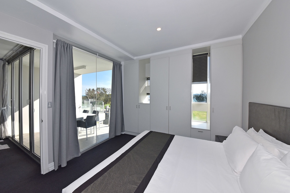 Mullaloo Beach Hotel — Mullaloo — photo 5