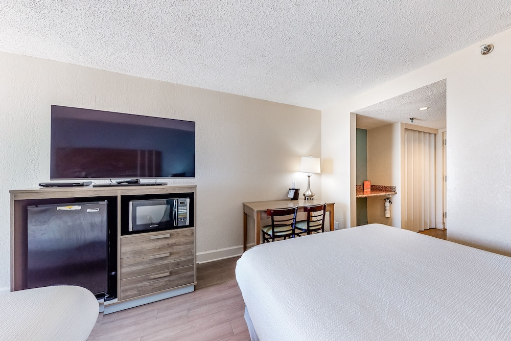 Carolinian Beach Resort by Vacasa - photo 27