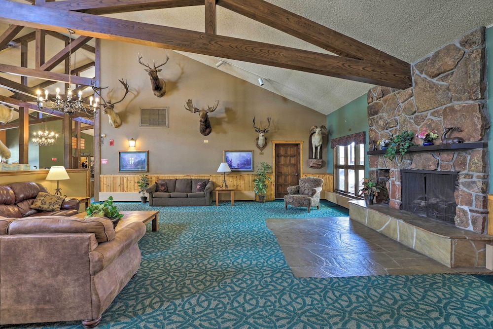 The Inn at Silver Creek Resort Retreat with Balcony - photo 23