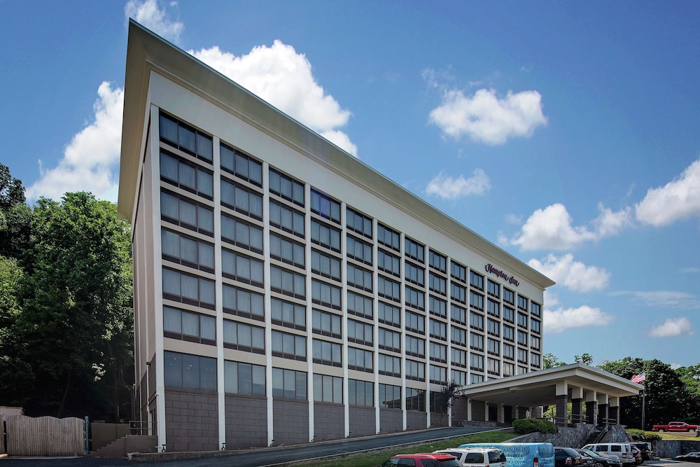 Hampton Inn White Plains Tarrytown - photo 30