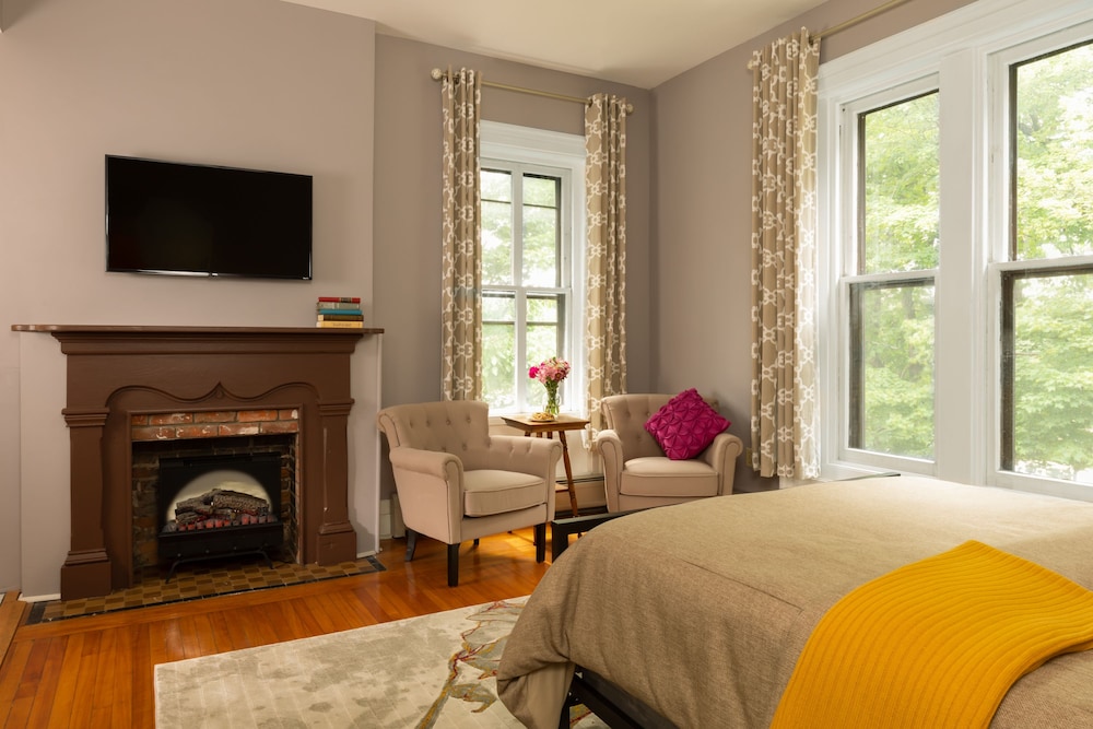 Rosemont Inn Bed & Breakfast - photo 24