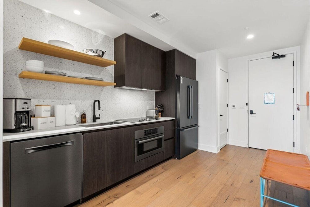 Austin Condo Hotel - photo 384