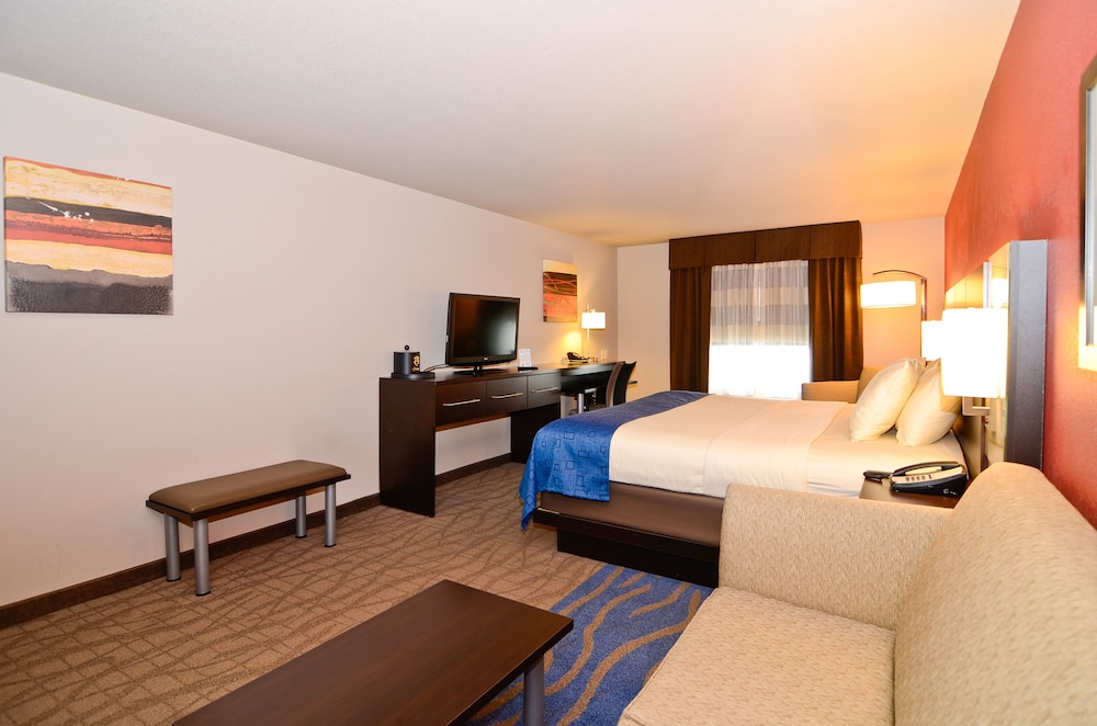 Astoria Hotel and Event Center - photo 2