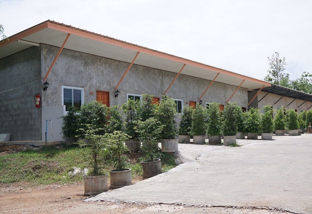 Mookravee Resort — hotel in Ngao