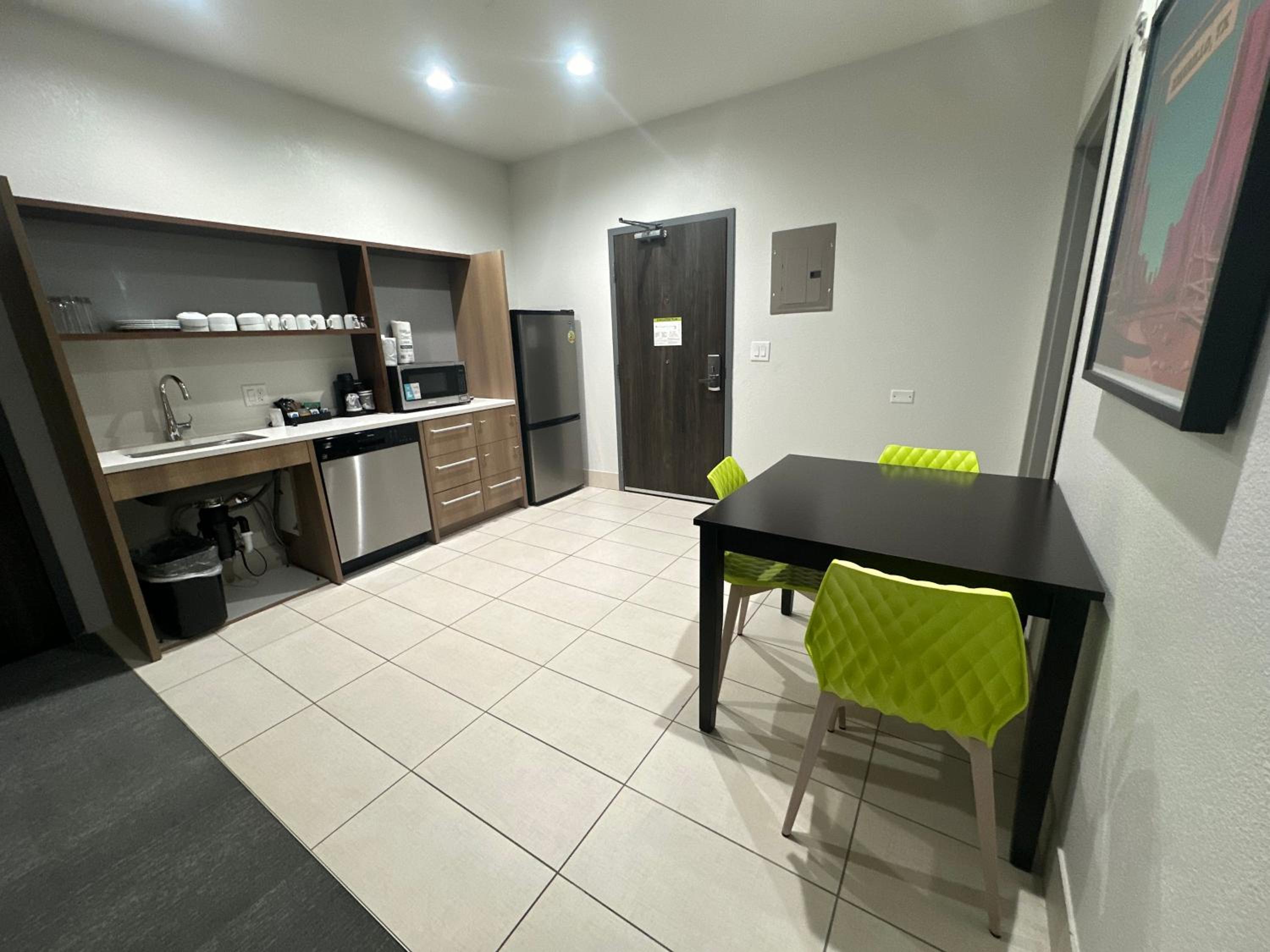 Home2 Suites by Hilton Amarillo East - photo 15