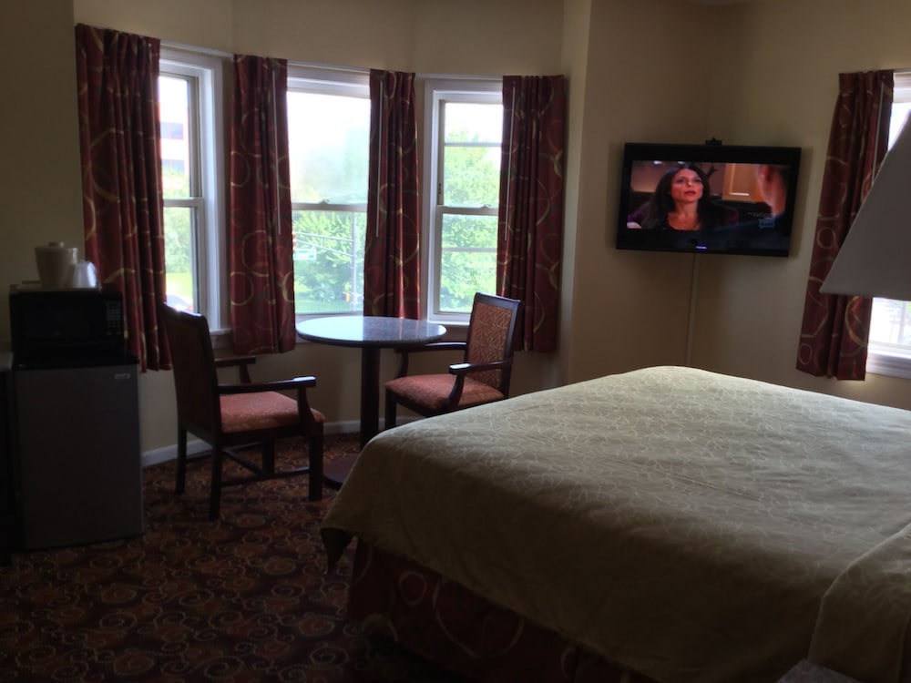 Red Carpet Inn Bridgeton Vineland - photo 5