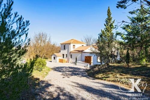 Mas Bela Vinha Piscine Chauffee Mer a 30 Min pet-friendly hotel Saint-Pargoire