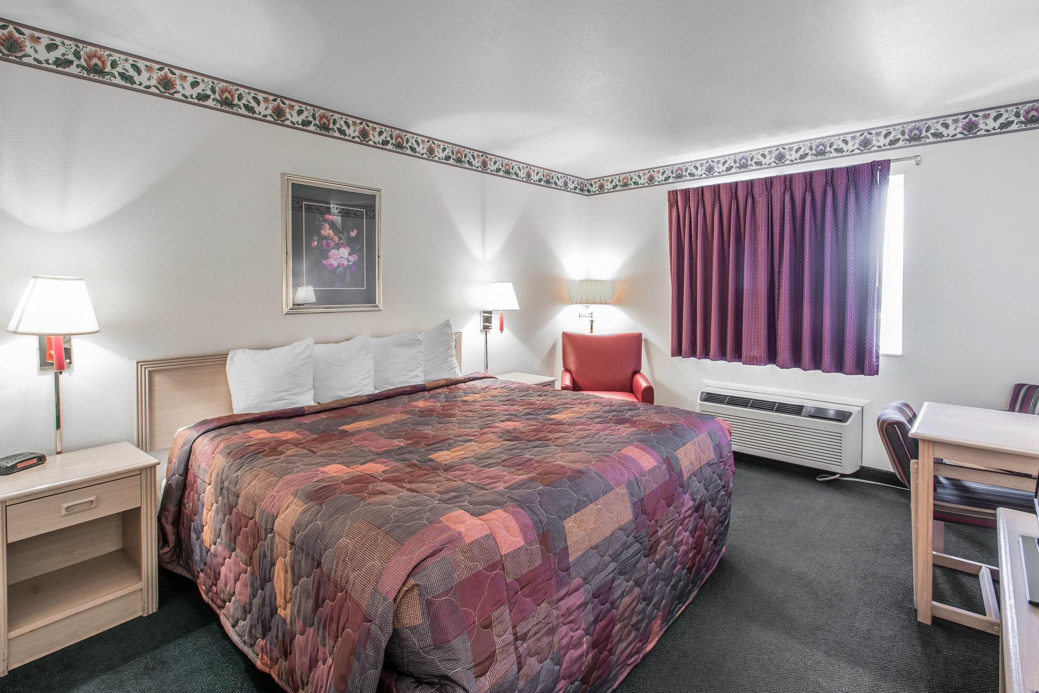 Baymont by Wyndham Loveland Fort Collins Area - photo 79