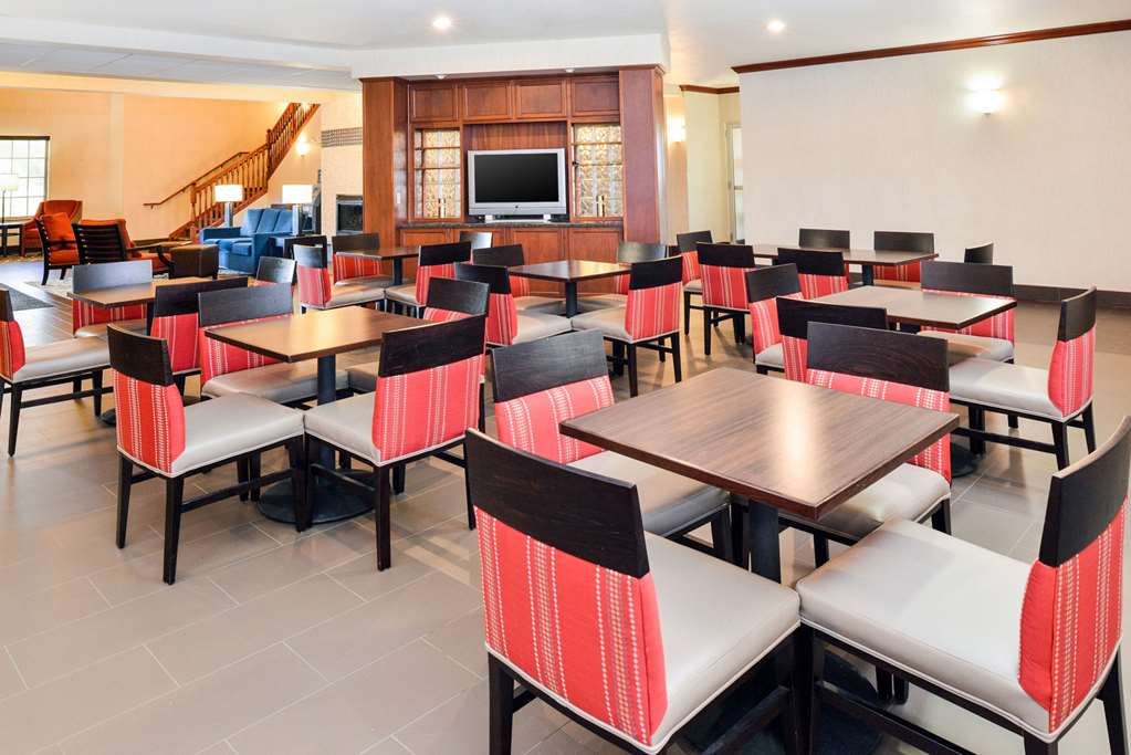 Comfort Inn & Suites Madison North - photo 36