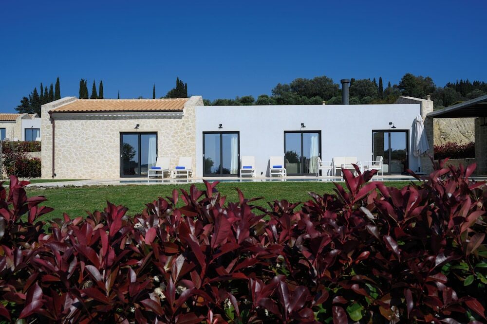 Villa Larna Corfu — 4-Star Luxury Hotel in Corfu, Greece