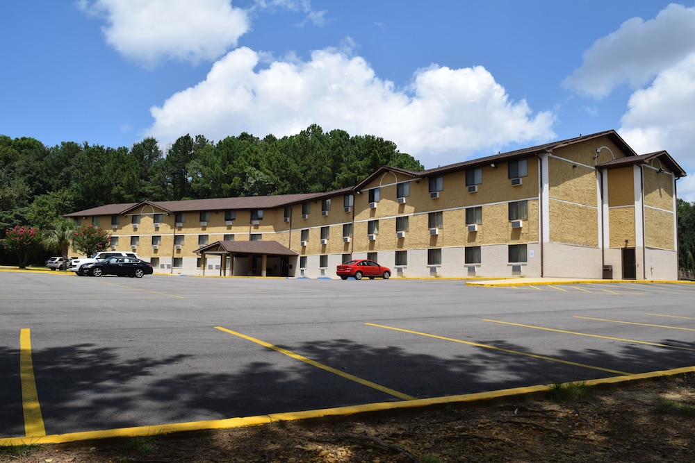 Super 8 by Wyndham Homewood Birmingham Area - photo 28