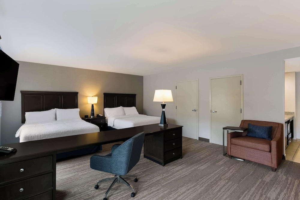 Hampton Inn & Suites Wilmington Christiana - photo 11