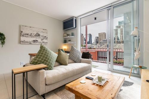 The Rose 102 2Bedroom Apartment with Rooftop Pool