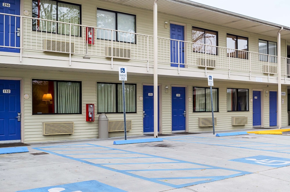 West Ashley Inn - featured photo