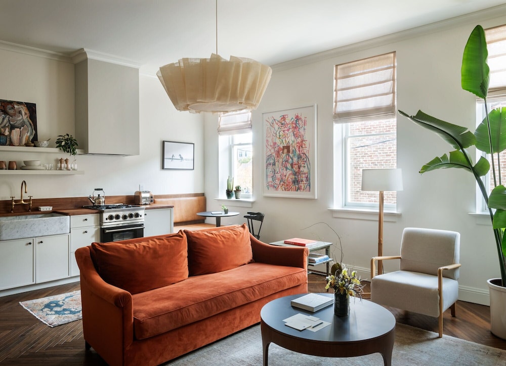 The Pinch Hotel - photo 29