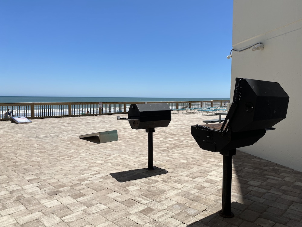 Royal Garden Resort 602 2 Bedroom Condo by RedAwning - photo 29