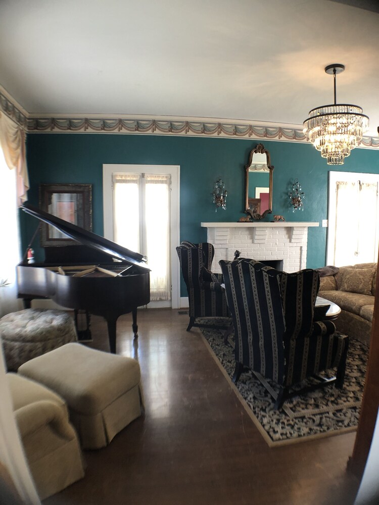 Avenue O Bed & Breakfast - photo 19