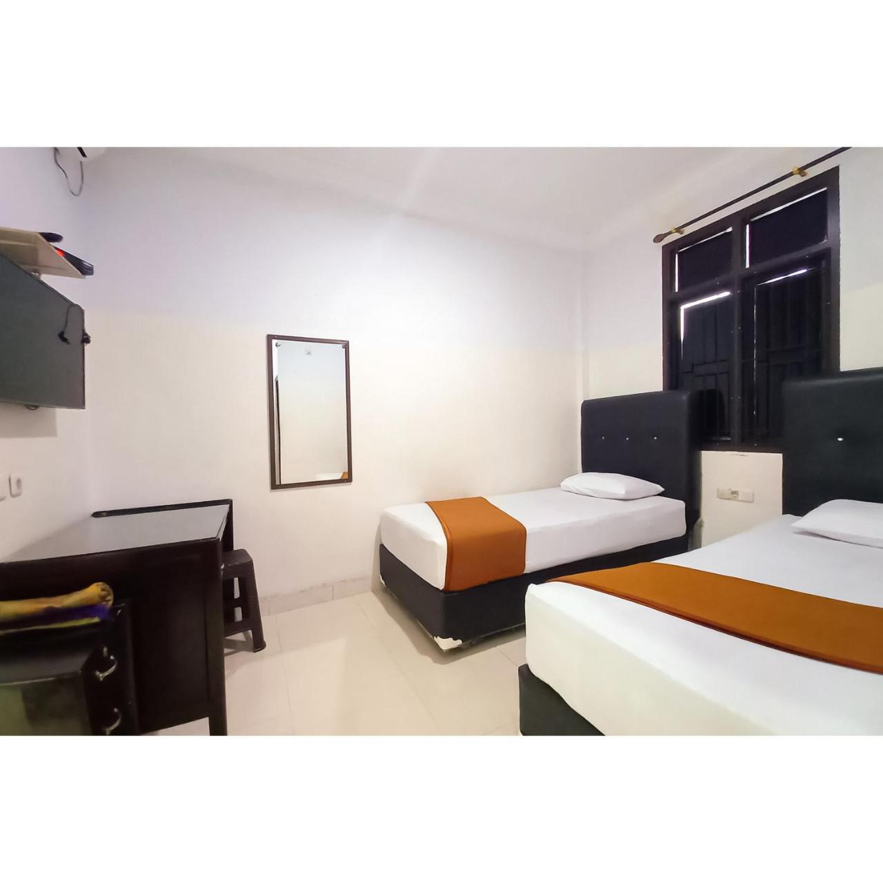 RedDoorz Syariah near Universitas Muhammadiyah Bungo — hotel in Muara Bungo