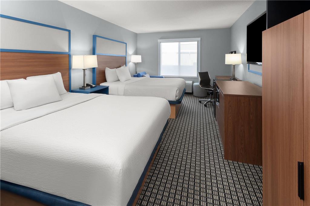 AmericInn by Wyndham Reedsburg - photo 13