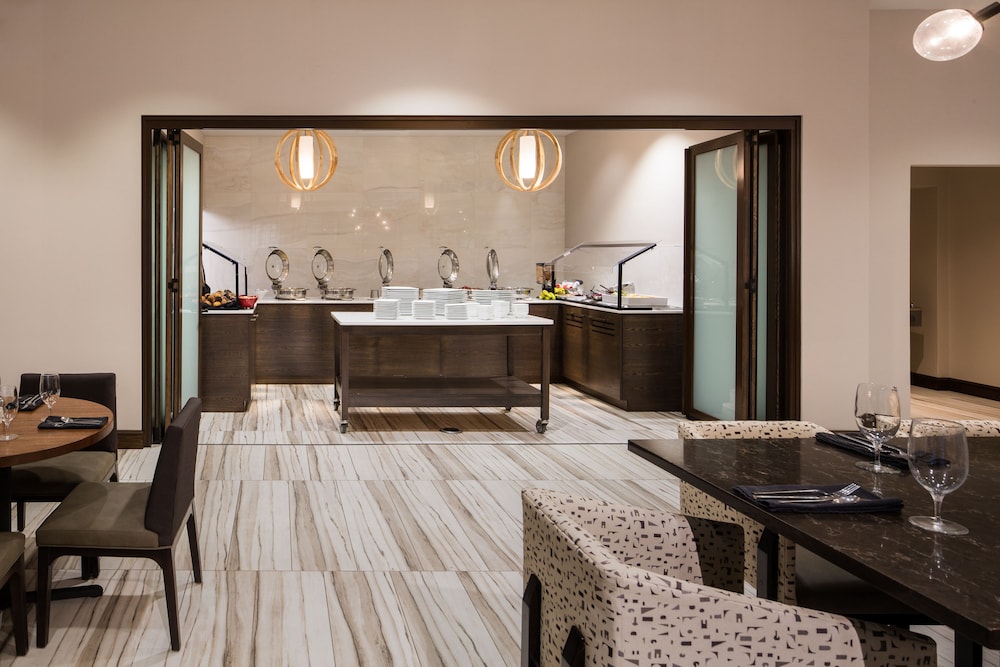 Crowne Plaza Memphis Downtown by IHG - photo 28