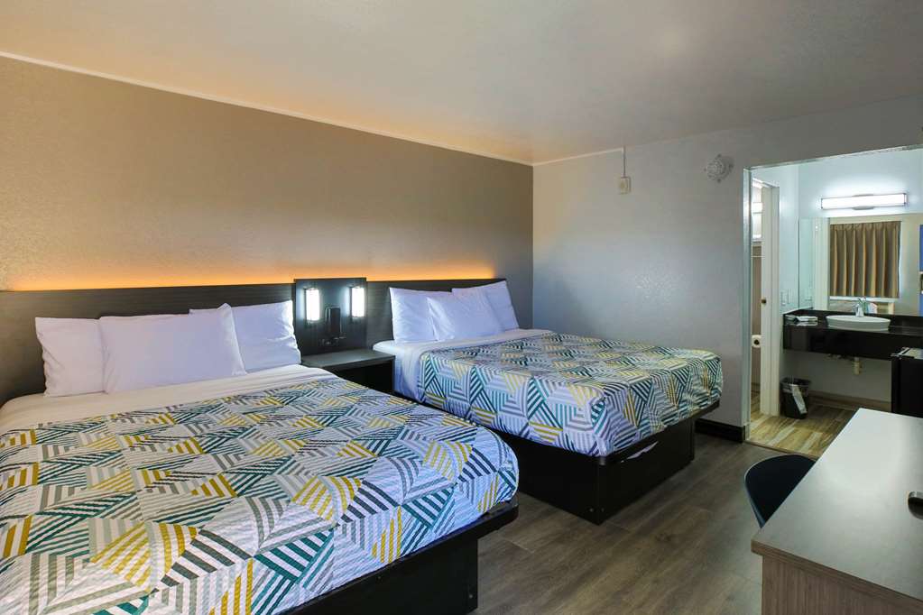 Motel 6 Sacramento CA Old Sacramento North - photo 13
