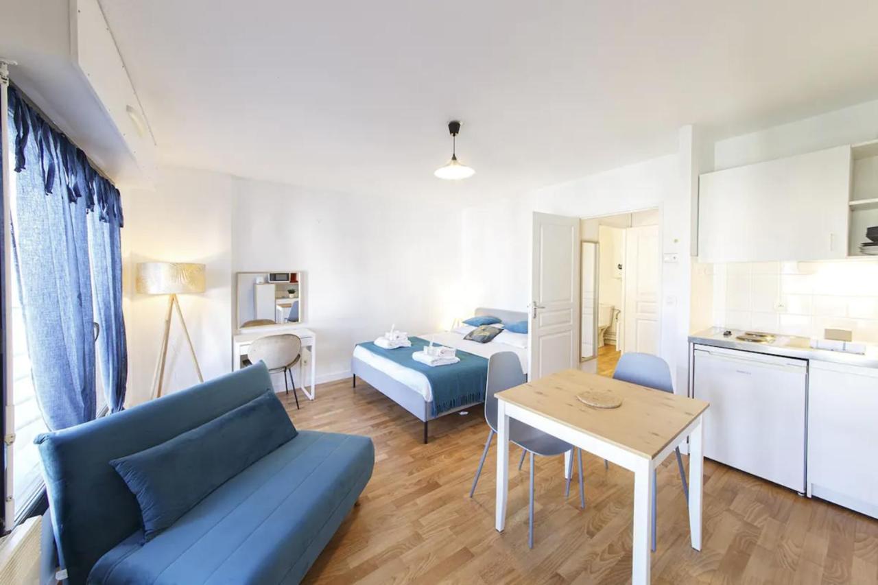 Studio en résidence proche gare de Laval in Laval, France