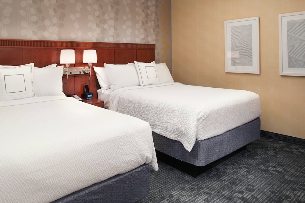 Courtyard by Marriott Chicago Deerfield - photo 8