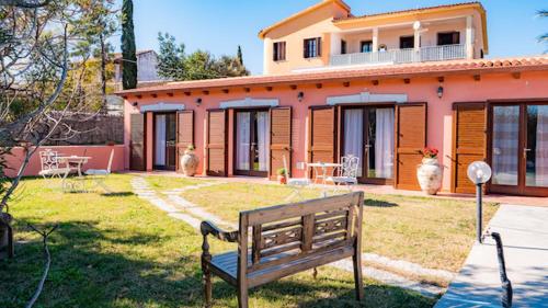 Quadrifoglio Affittacamere — 4-Star Luxury Hotel in San Teodoro, Italy