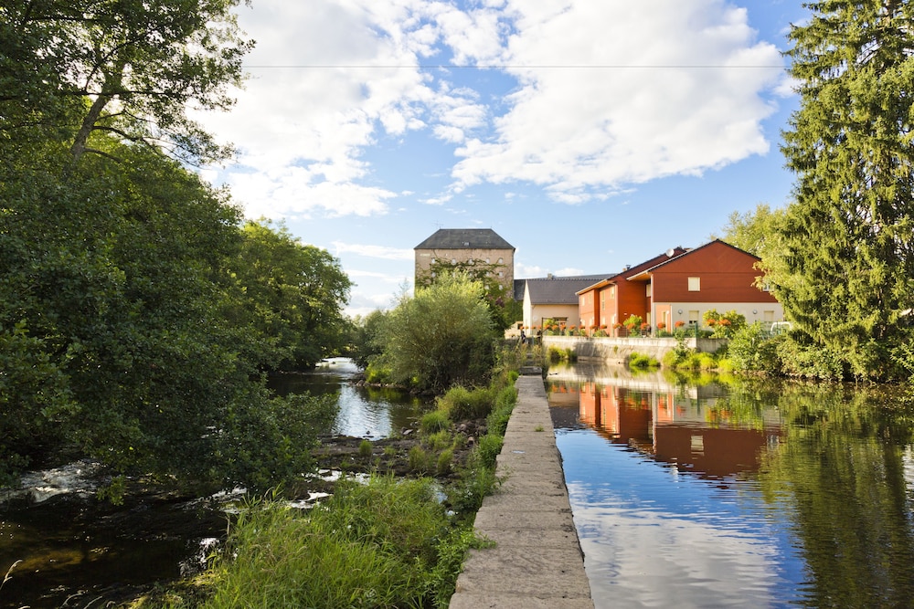 Logis Auberge Du Moulin Marin — hotel in Lapalisse