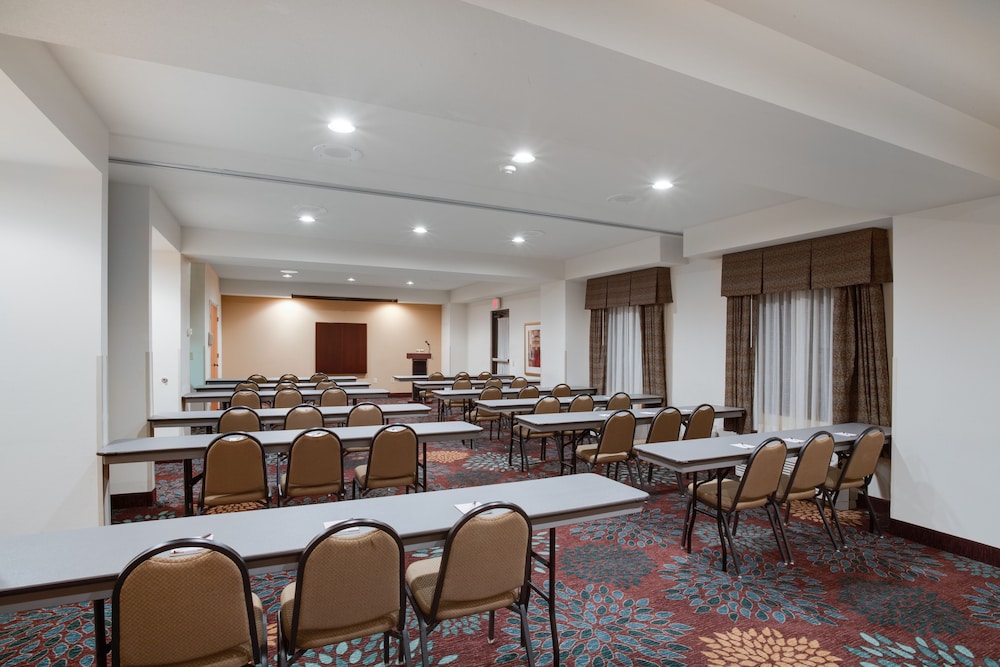 Staybridge Suites Tampa East Brandon by IHG - photo 38