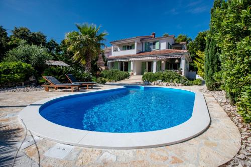Holiday House Dolin — 4-Star Luxury Hotel in Rab, Croatia