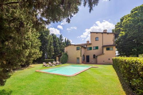 Villa la Selva by VacaVilla — 4-Star Luxury Hotel in Lastra A Signa, Italy