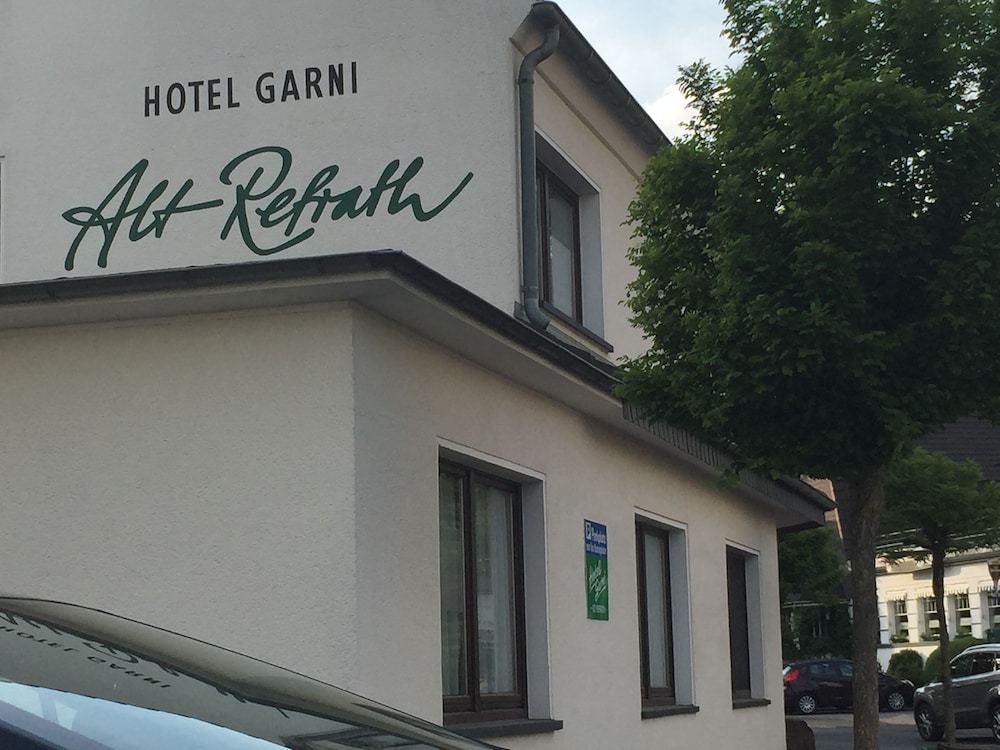 Hotel Garni Alt Refrath in Bergisch Gladbach, Germany