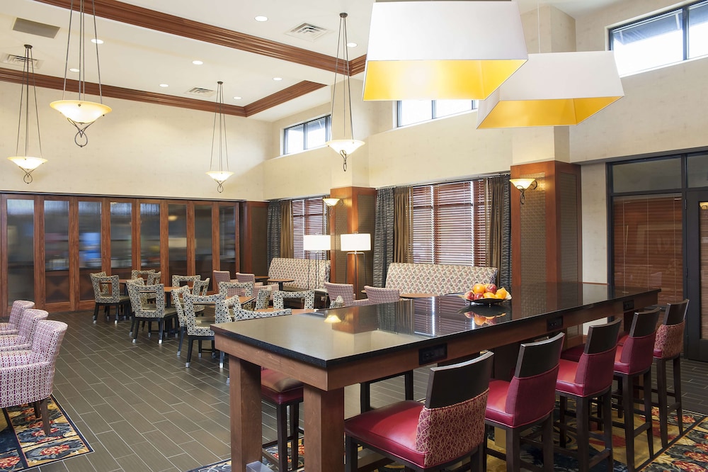 Hampton Inn and Suites Indianapolis Fishers - photo 33