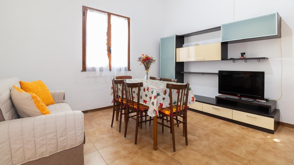 Sandy House Sea e Relax — 4-Star Luxury Hotel in San Vero Milis, Italy