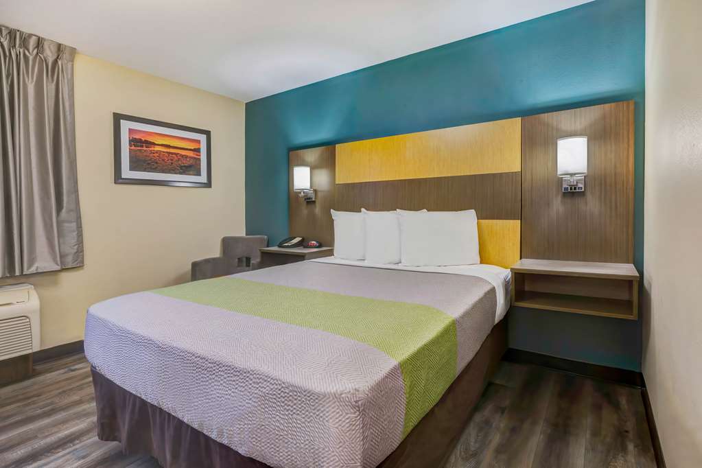 Studio 6 Lenexa KS Overland Park - photo 10